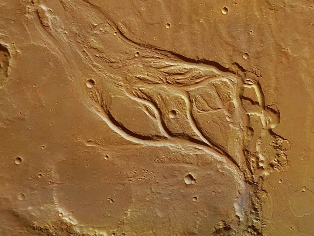 Mars'ta heyecanlandıran keşif