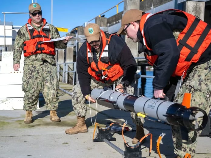 ABD donanması torpido tüpünden fırlatılan insansız deniz aracı projesini durdurdu
