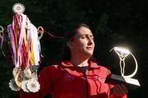 Sınıf öğretmenliğinden Dünya şampiyonluğuna: Judo kariyerinden atlı okçuluğa geçen Ayşe Melek Öğretmen, 'Yılın Sporcusu' seçildi