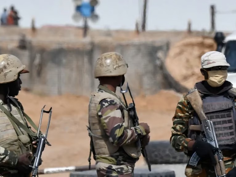 Gunmen on Motorbikes Kill 34 Niger Soldiers in Banibangou At