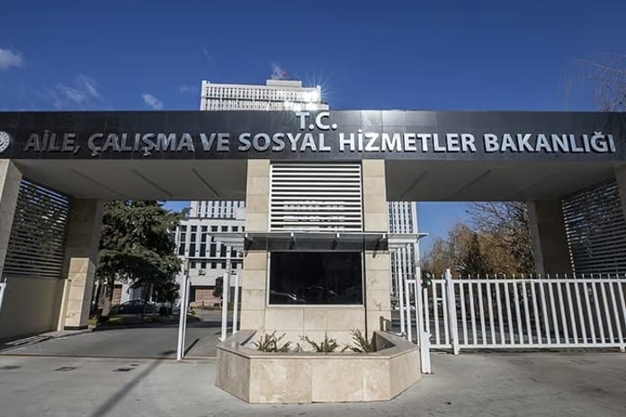 Bakan müjdeyi duyurdu: 3 bin personel alınacak