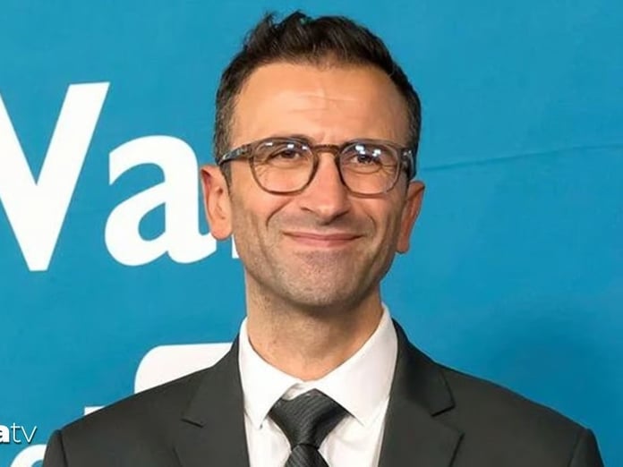 Kiel’de Türk Belediye Başkanı Samet Yılmaz göreve başladı