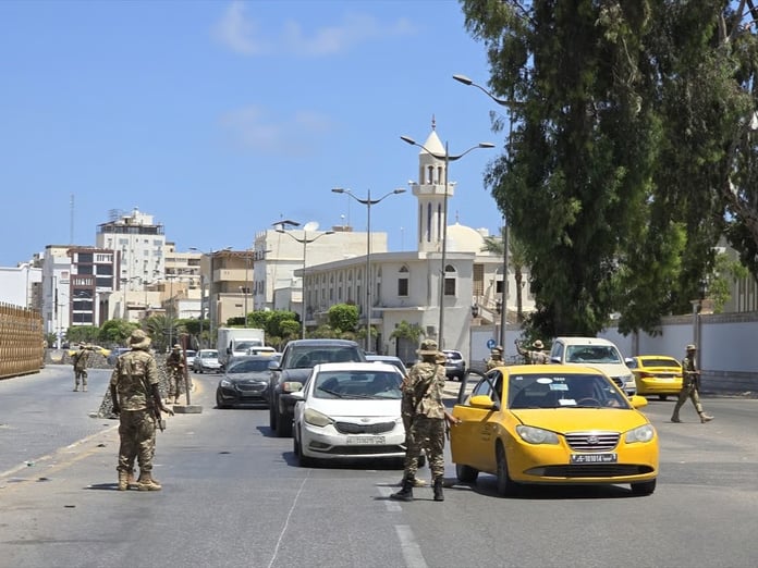 Büyükelçilik Türk vatandaşlarını Libya'ya gitmemeye çağırdı