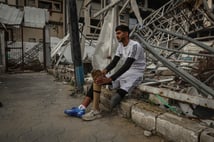 İsrail'den El Halil’de çocukların futbol sahasına yıkım kararı