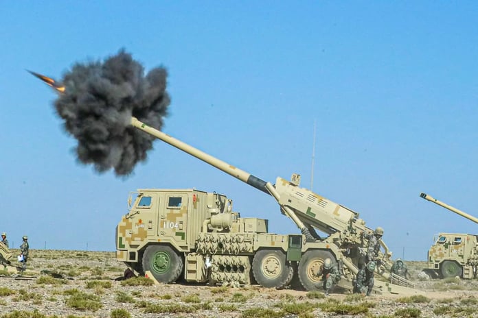 Çin, obüsle fırlatılan “Tianyan” keşif İHA’sını test etti