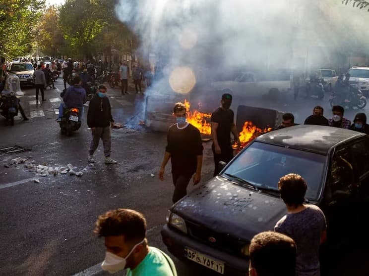 İran protestolarında ölü sayısı 4 bin 29’a yükseldi