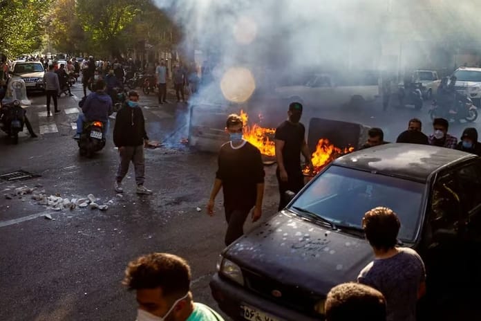 İran'daki rejim karşıtı protestolarda ölü sayısı 4 bin 29’a yükseldi