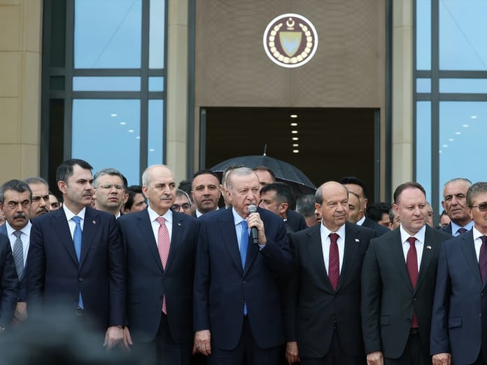Cumhurbaşkanı Erdoğan: Kıbrıs Türk halkına muhteşem bir eser daha kazandırıyoruz
