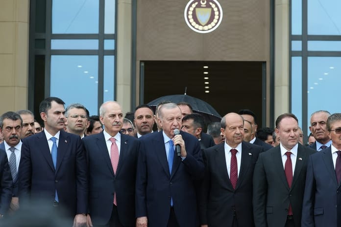 Cumhurbaşkanı Erdoğan: Kıbrıs Türk halkına muhteşem bir eser daha kazandırıyoruz