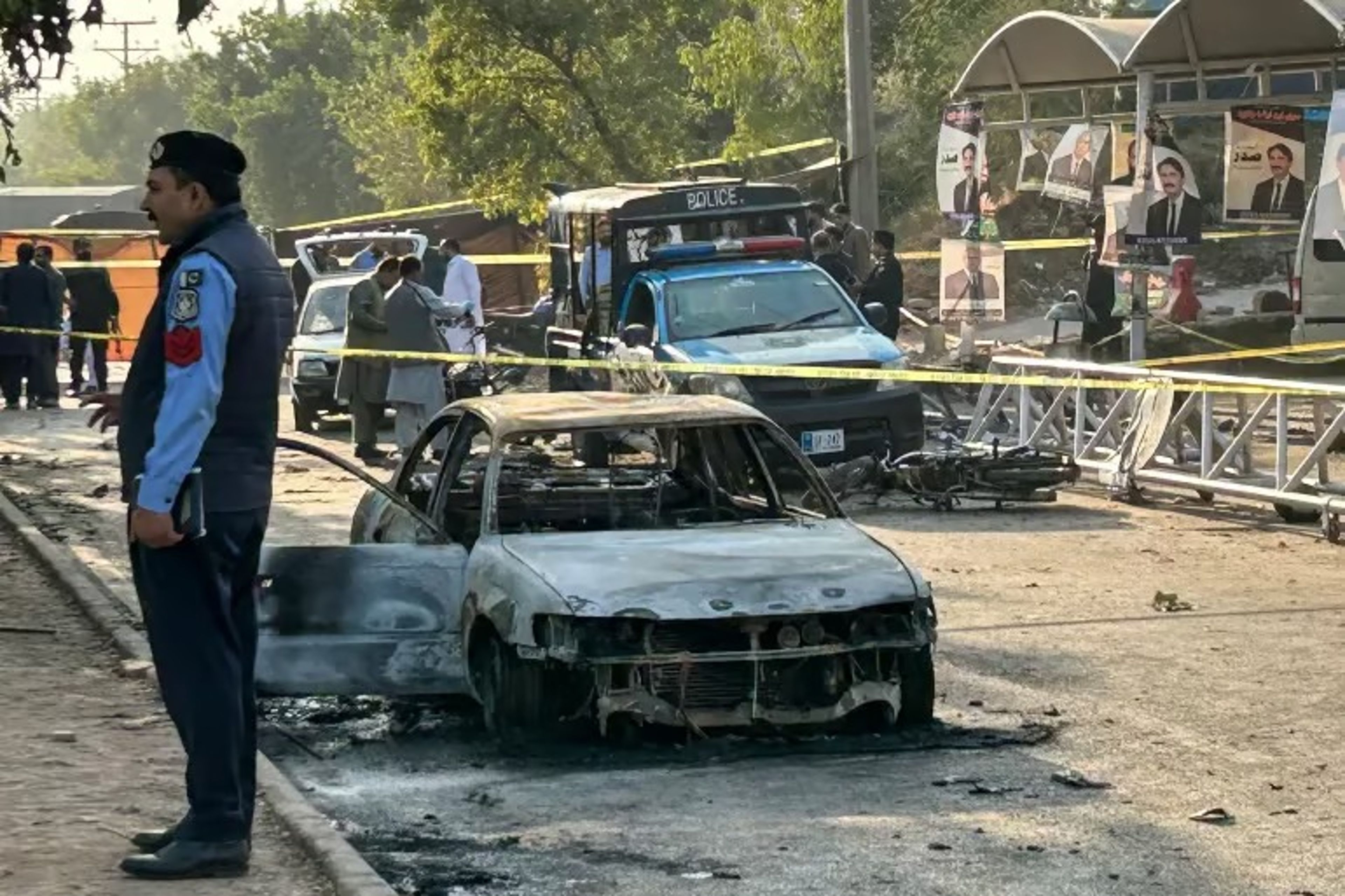 İslamabad'da terör saldırısı: 12 ölü