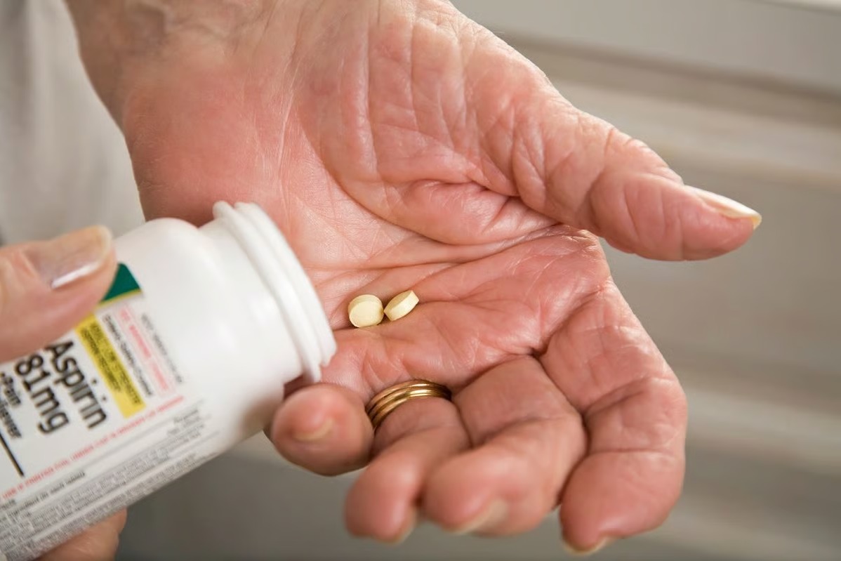 İngiltere’de aspirin krizi derinleşiyor