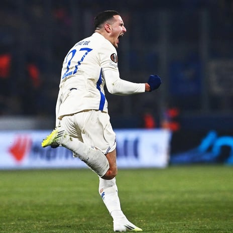 Deniz Gül’den Porto hayat öpücüğü