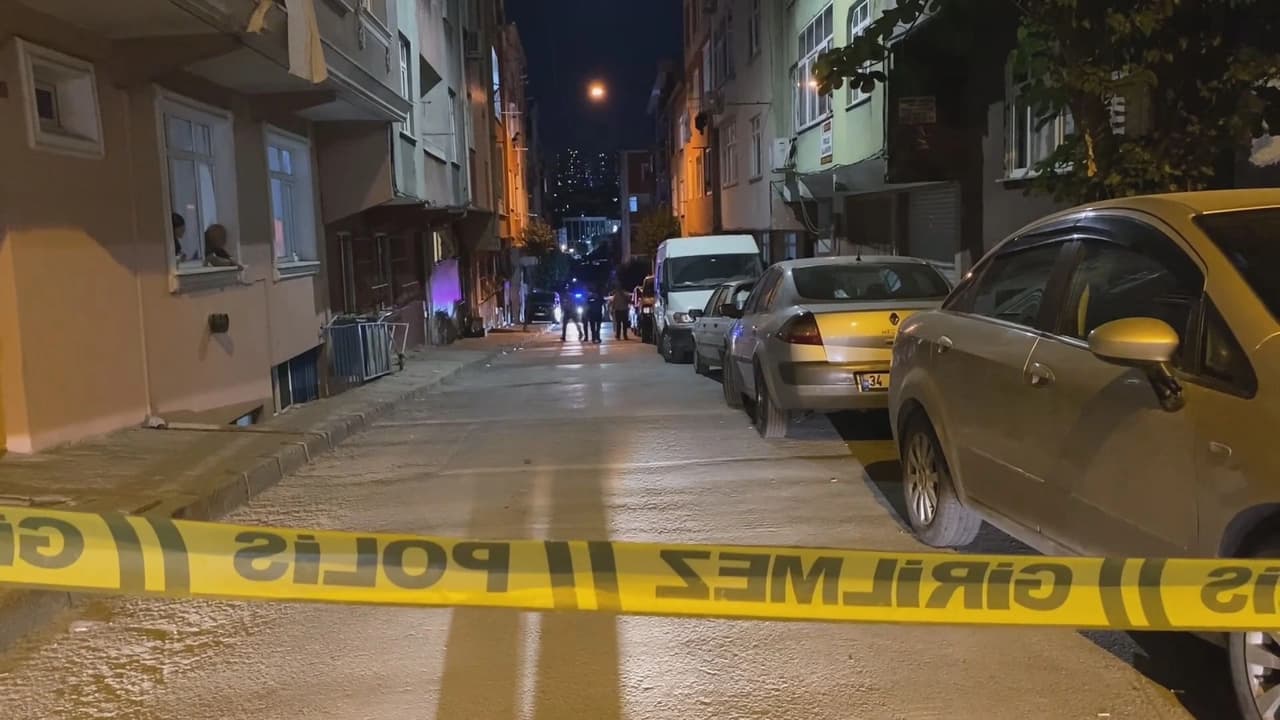 Esenler’de evde çıkan tartışmada kan aktı: 1’i çocuk 3 kişi ağır yaralı!