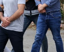 FETÖ operasyonlarında 10 subay/astsubay gözaltına alındı