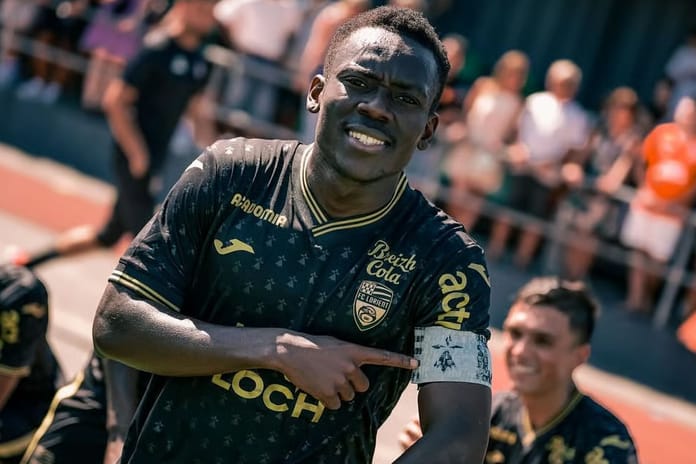 Galatasaray, Fenerbahçe ve Beşiktaş Fransa çıkartmasında: Süper Lig'in devleri Arthur Avom için yarışıyor