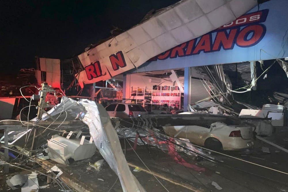 Brezilya’nın Parana eyaletini kasırga vurdu: 6 ölü