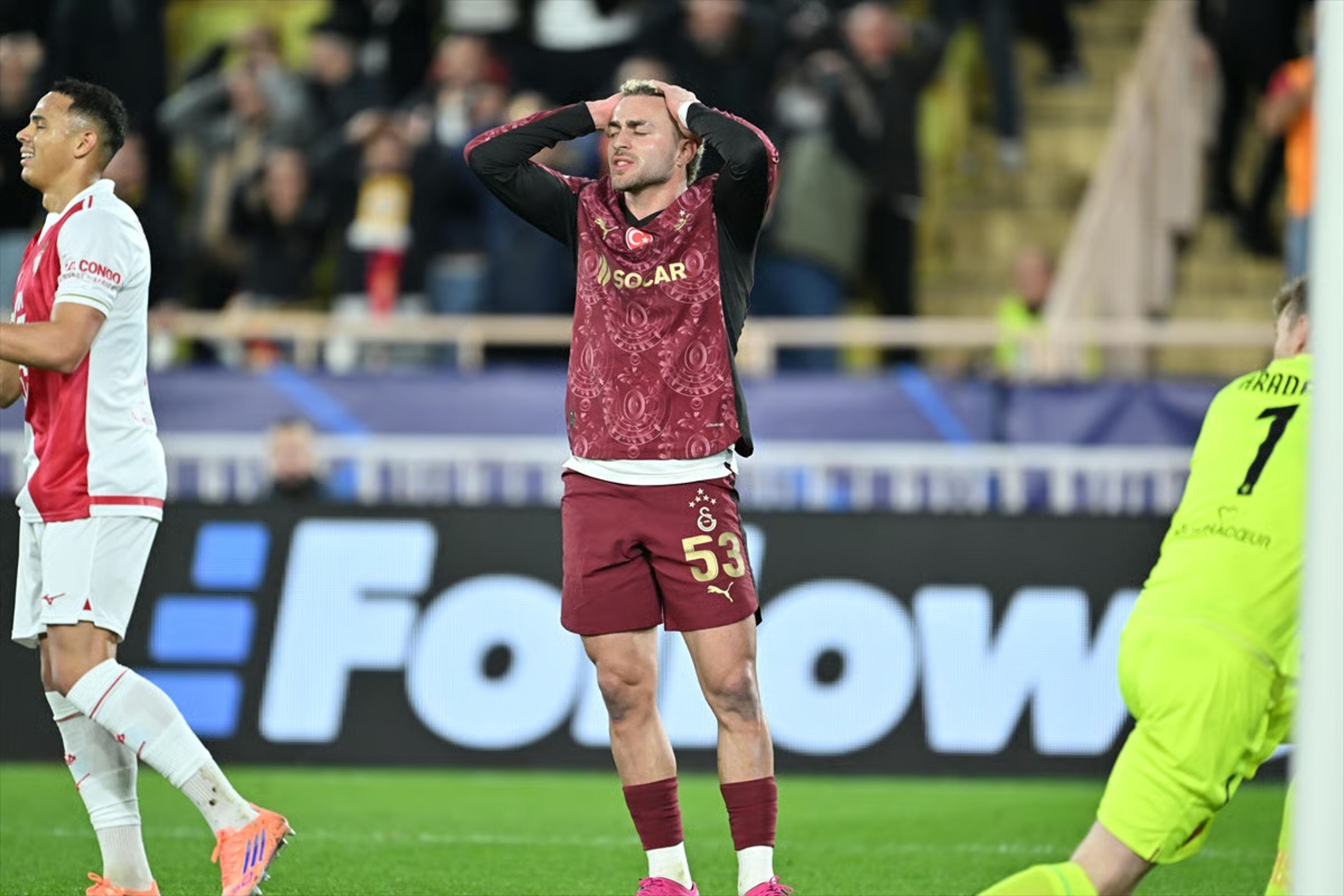 Şampiyonlar Ligi'nde üst üste ikinci kayıp: Victor Osimhen'in serisi bitti, Galatasaray'ın galibiyet hasreti başladı