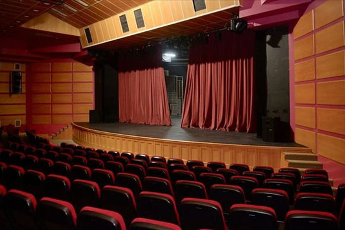 Bakanlık, özel tiyatrolara 97 milyon 216 bin lira destek verecek