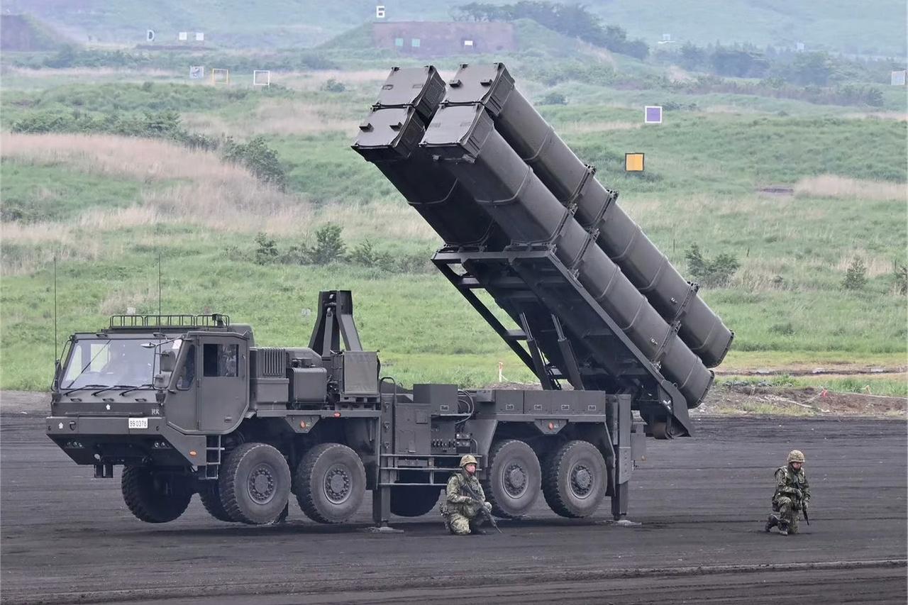 Japonya, 1000 km menzilli yeni Type 12 kıyı savunma gemi karşıtı füzesi sistemini hizmete soktu