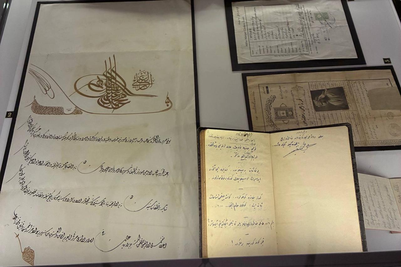 Şerif Muhiddin Targan Sergisi açıldı