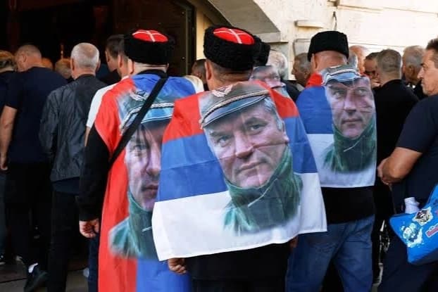 AB’den Mladic tepkisi: Savaş suçlularını yüceltmenin Avrupa’da yeri yok