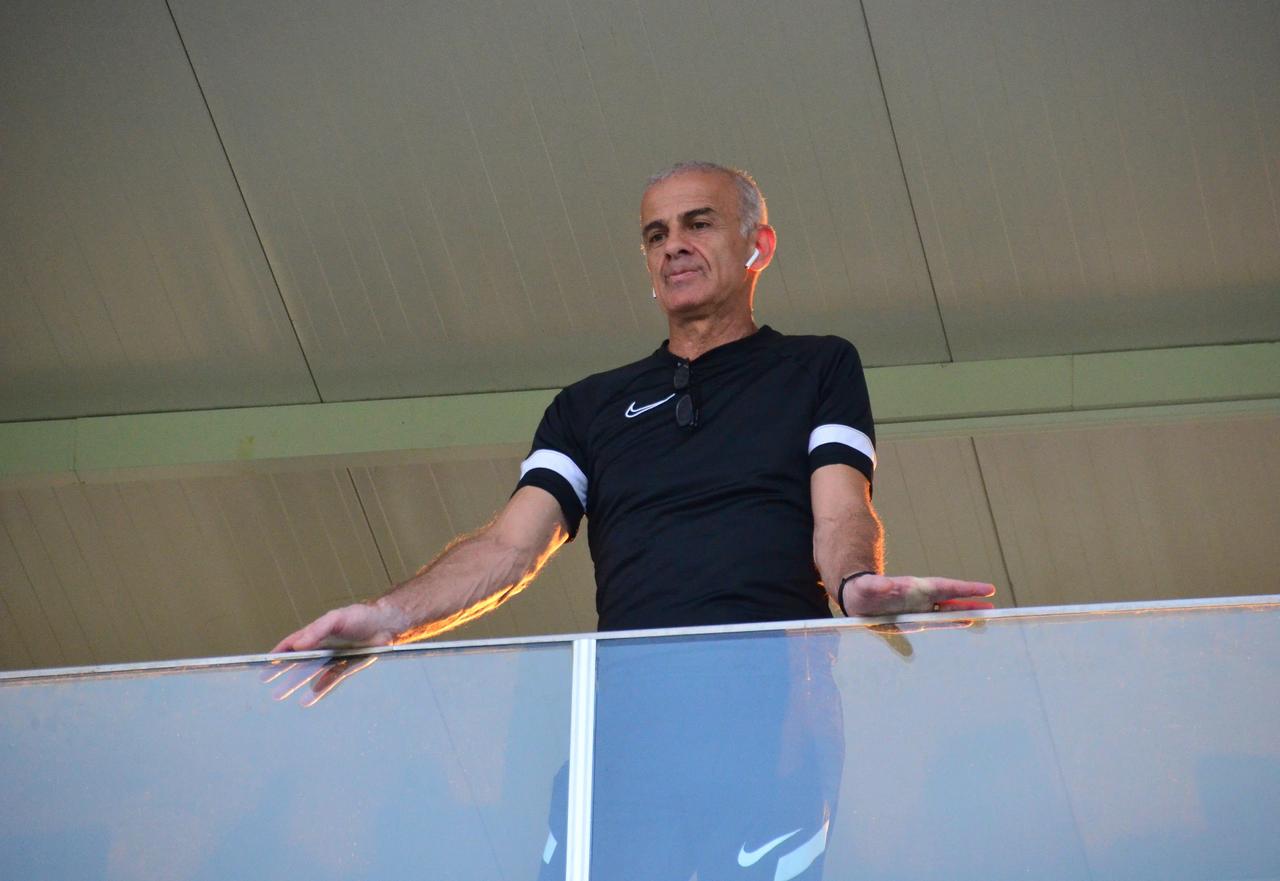 İsmail Kartal ve Oğuz Çetin imzayı attı: Fenerbahçe'de şampiyonluk hedefi ve kamp programı belli oldu