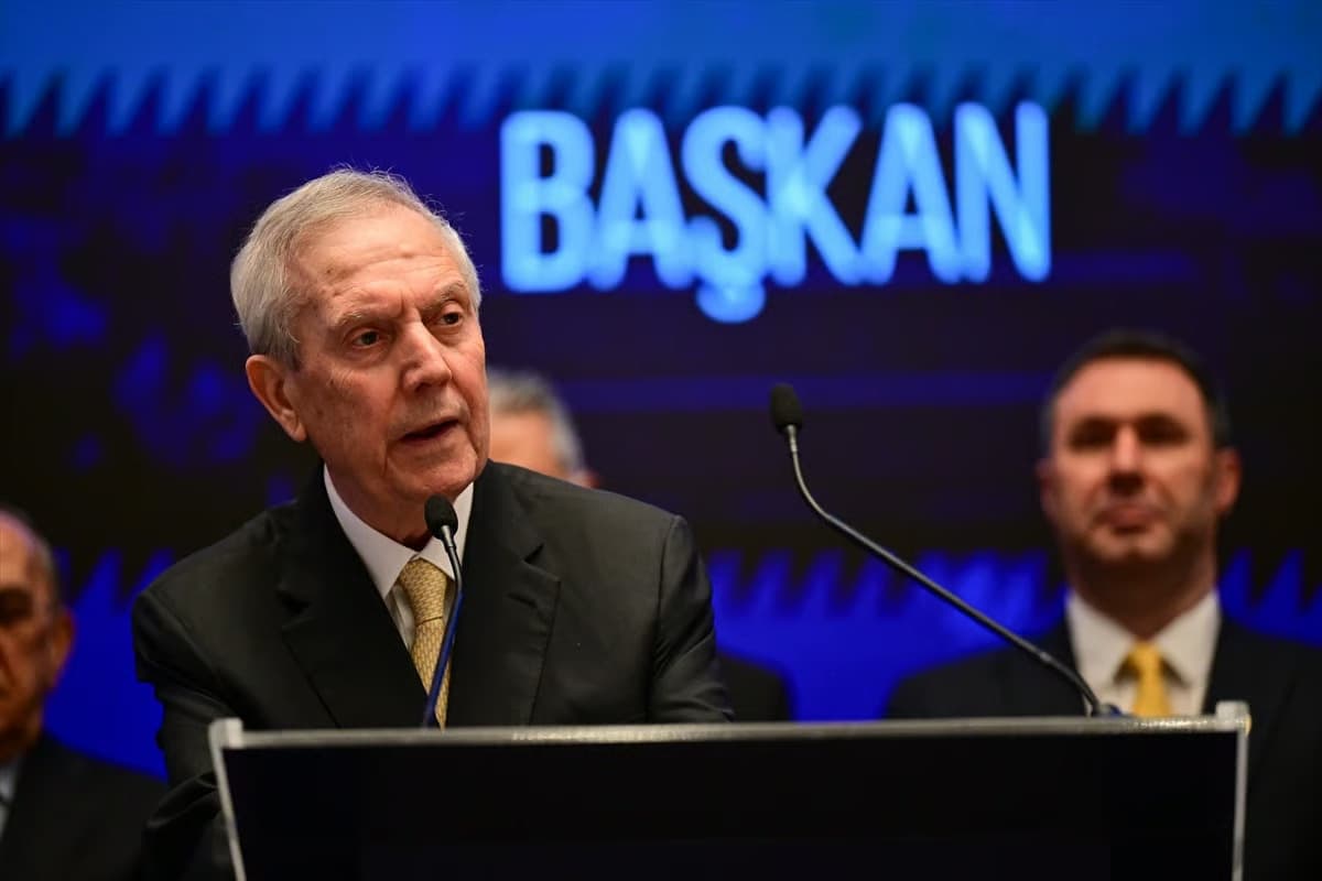 "Fenerbahçe'nin başkanlığa değil, lidere ihtiyacı var"