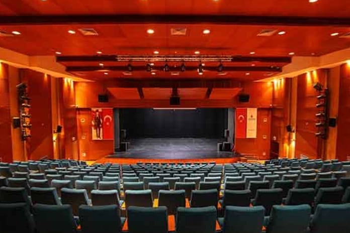 Tiyatrolarda kriz derinleşiyor: İletişim yok, destekte yok