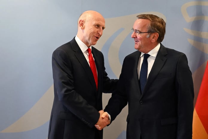 İngiltere ve Almanya, 2.000 km menzilli hassas vuruş füzesi geliştirecek