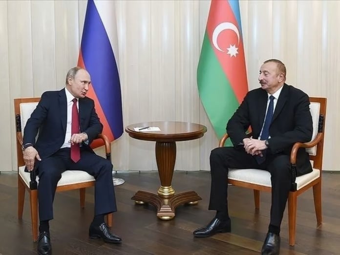 Putin'den Aliyev'e Azerbaycan Hava Yolları’na ait yolcu uçağı özrü