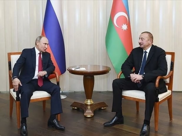 Putin'den Aliyev'e Azerbaycan Hava Yolları’na ait yolcu uçağı özrü