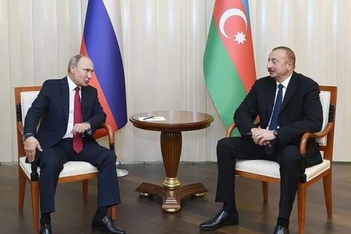 Putin'den Aliyev'e Azerbaycan Hava Yolları’na ait yolcu uçağı özrü