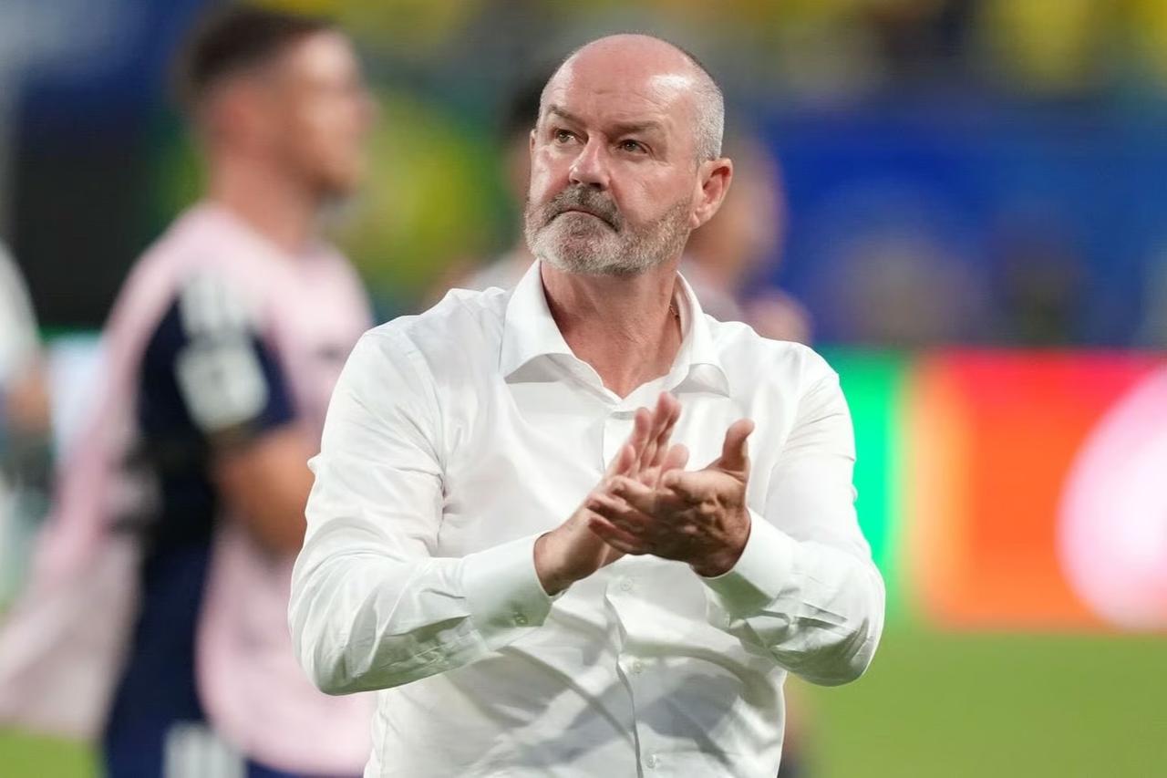 Dünya Kupası'na veda sonrası İskoçya'da 7 yıllık Steve Clarke devri kapandı
