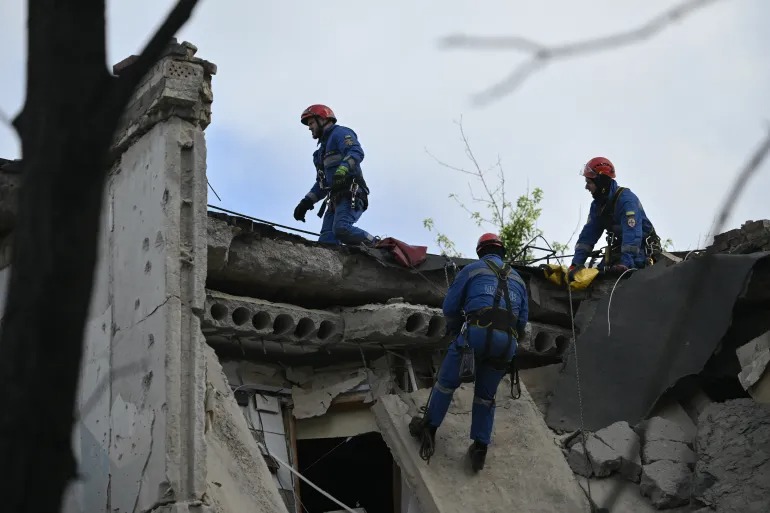 Russia and Ukraine Intensify Drone Strikes Amid Ceasefire Deadlock