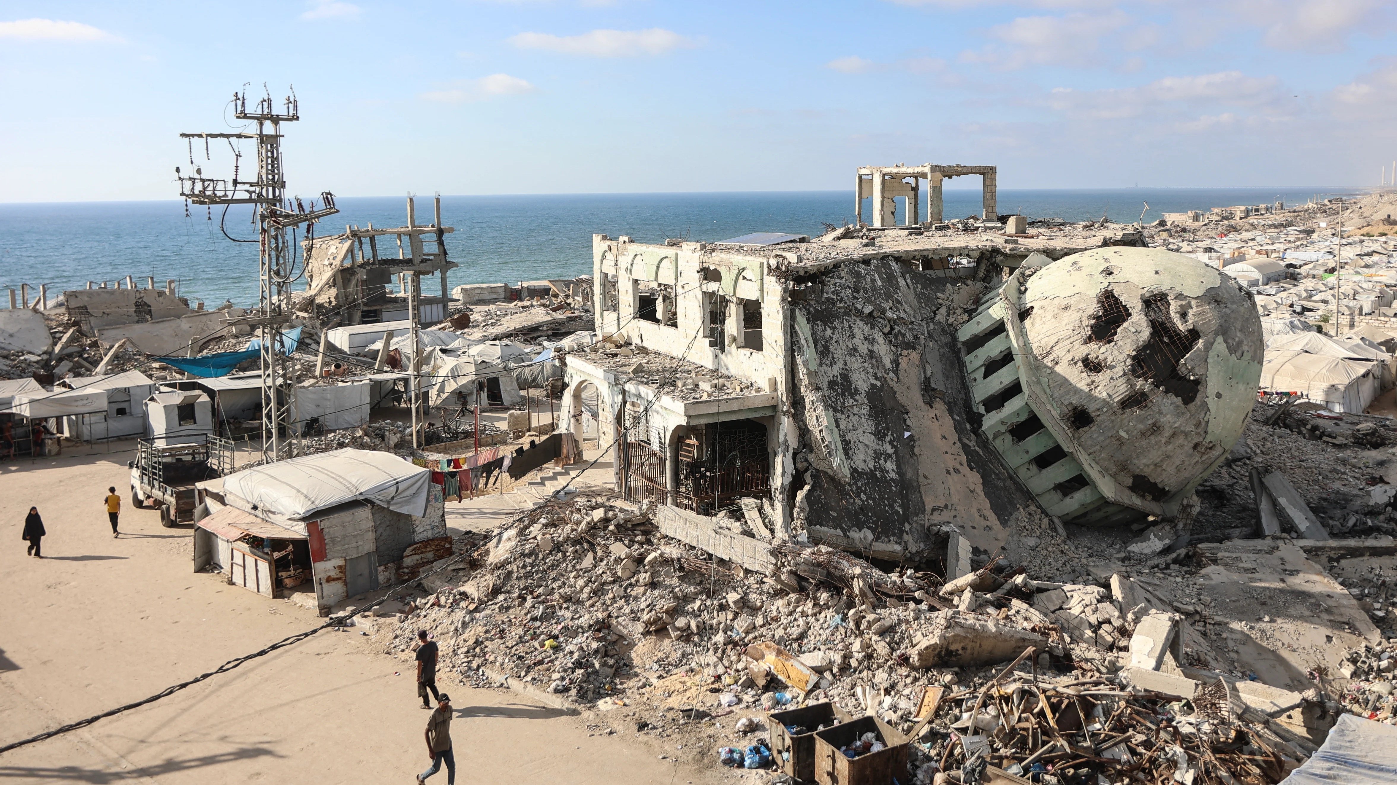 Trump's Gaza Peacekeeping Force Shrinks from 20,000 to 20