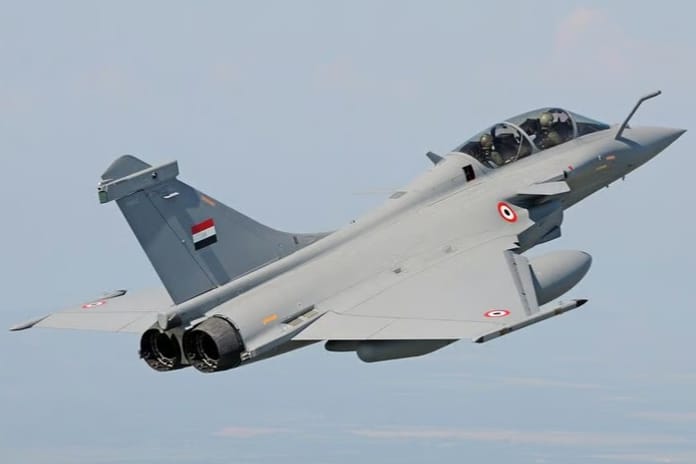 Mısır, Fransa’dan yeni Rafale alımı ve teknoloji transferi için görüşmelere başladı