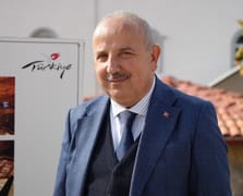 AK Parti'li Belediye Başkanı Ekmel Cönger kaza yaptı