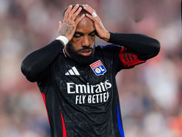 Ligue 1 ekibi Lyon, mali sorunlar nedeniyle 2. lige düşürüldü: Kulüpten karara itiraz