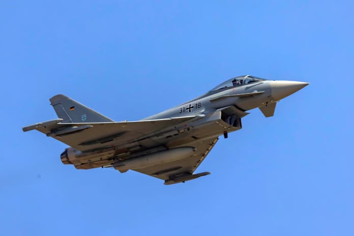 İngiltere ve Almanya, ortak savunma ihracatını artırmak için anlaşma imzaladı