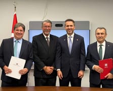 Türkiye'den kritik enerji hamlesi: ABD ile 20 yıllık LNG anlaşması imzalandı
