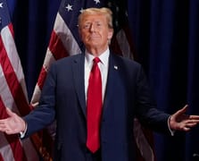 Trump kendini geçici Venezuela Devlet Başkanı ilan etti