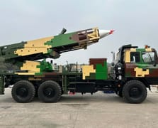 Hindistan, Suryastra çok namlulu roketatar sistemini tanıttı