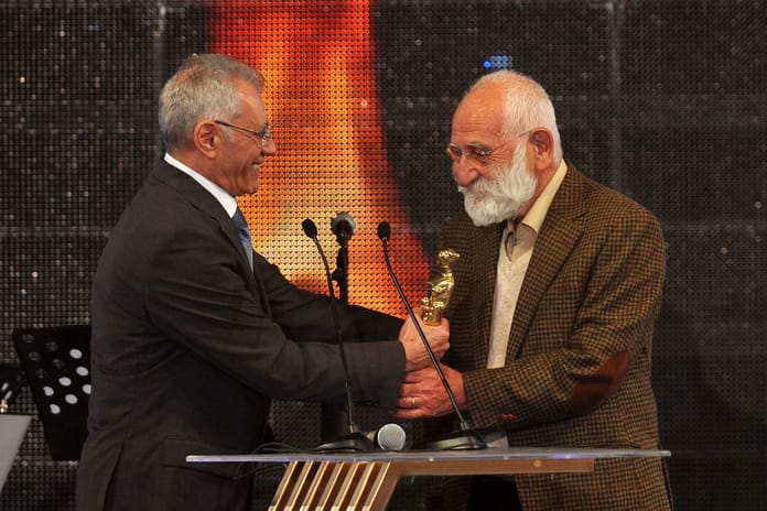 Arif Erkin kimdir? Ünlü sanatçı Arif Erkin Güzelbeyoğlu öldü mü, kaç yaşında?