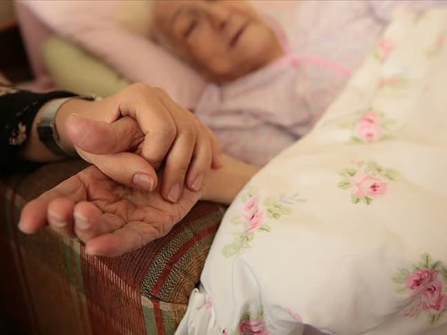 Evde bakım yardımı yatırılmaya başlandı