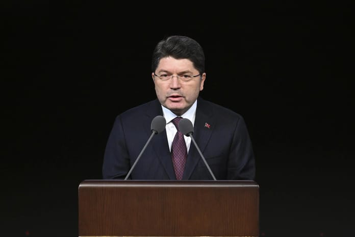 Bakan Tunç açıkladı! Adli emanetlere ‘bankacılık modeli’ ayarı