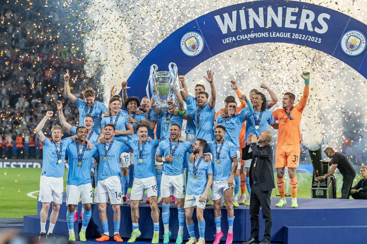Manchester City, İstanbul'da tarihe geçti