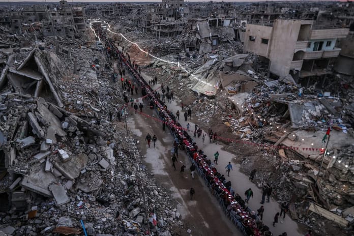 12 ülkede Ramazan'ın ilk iftarı bekleniyor: Umut ve burukluk bir arada