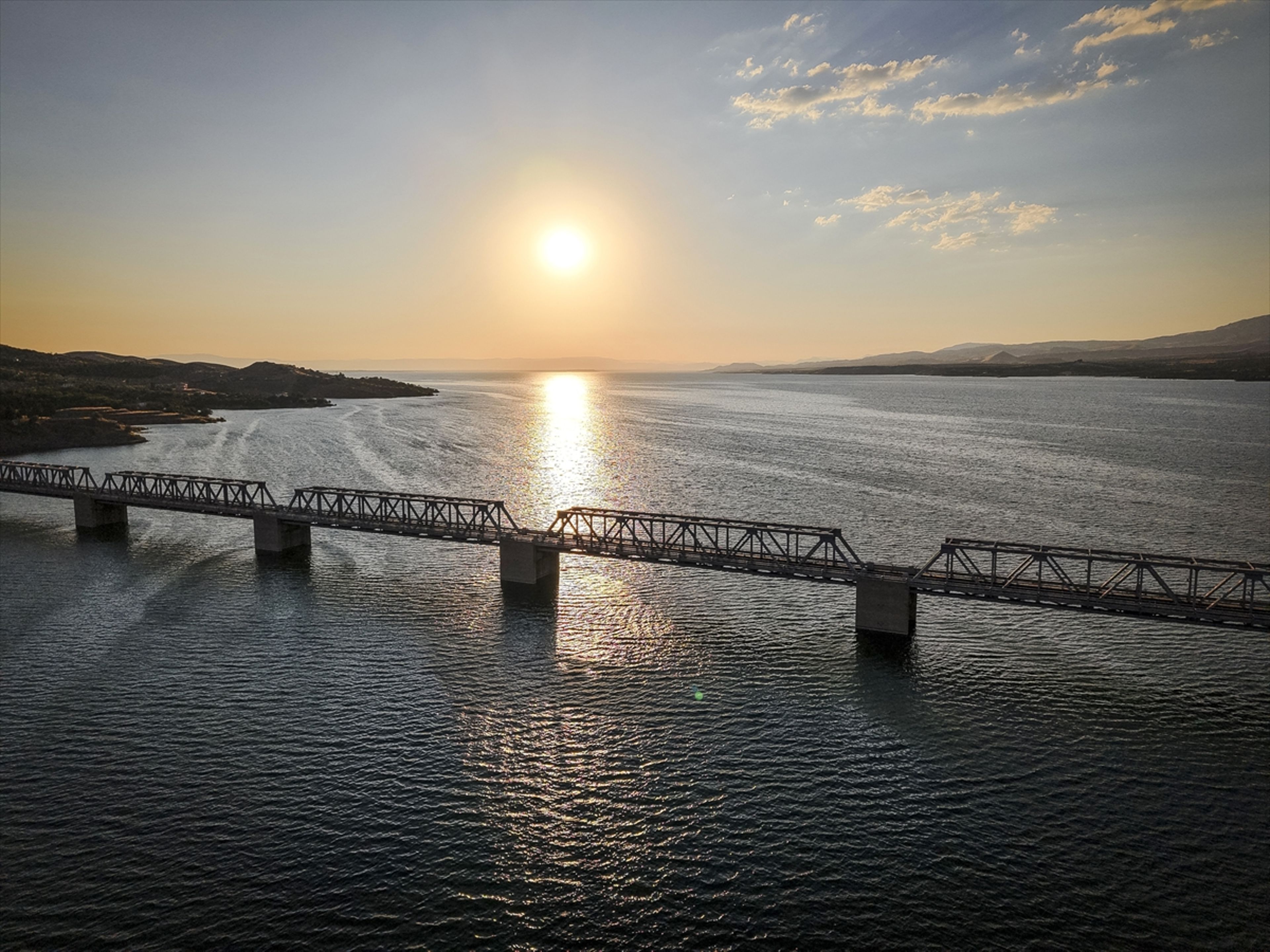 Türkiye'nin en uzun demir yolu köprüsü: Fırat Demir Yolu Köprüsü 40 yaşında - 11. fotoğraf