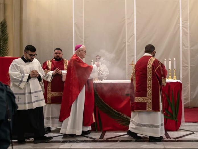 İsrail Kudüs Latin Patriği’nin Palmiye Pazarı ayinine girişini engelledi