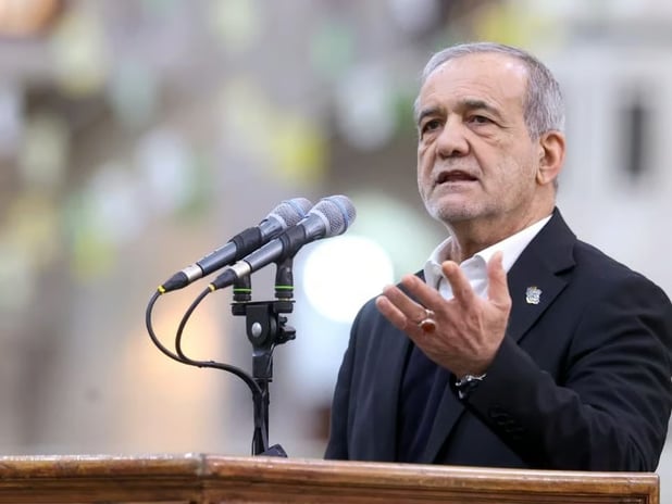 İran Cumhurbaşkanı Pezeşkiyan'dan komşu ülkelere birlik mesajı